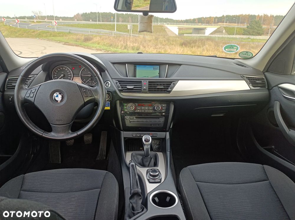BMW X1 xDrive18d xLine - 31