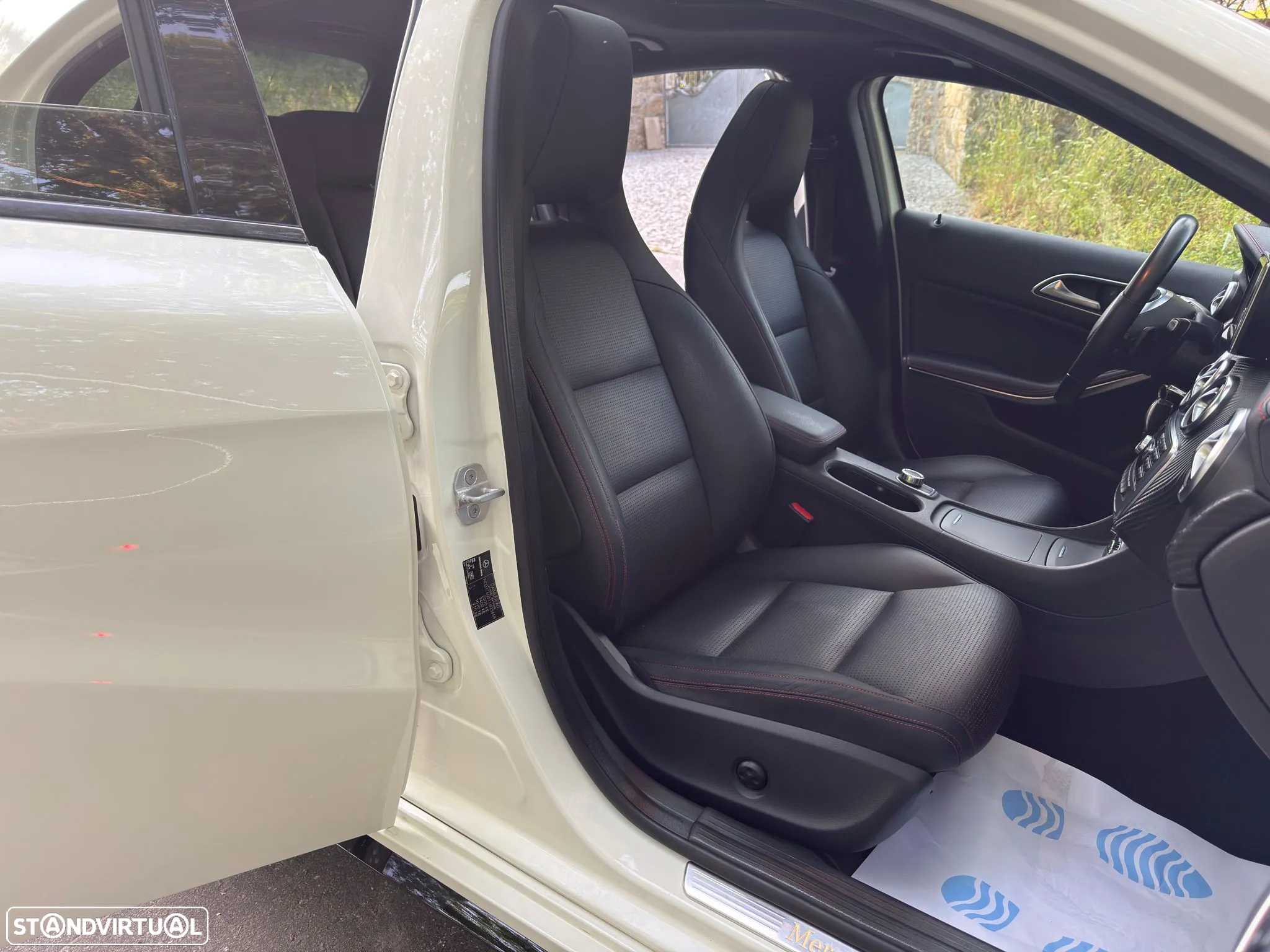 Mercedes-Benz A 200 CDi BE AMG Line Aut. - 28