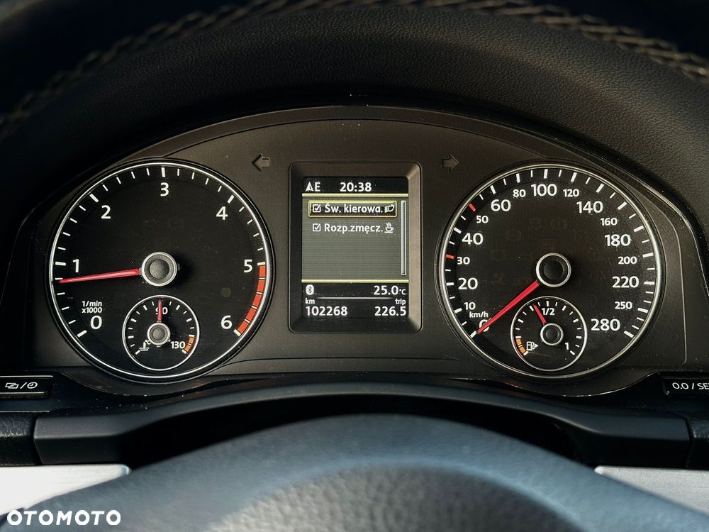 Volkswagen Eos 2.0 TDI DPF BlueMotion Technology Cup - 11