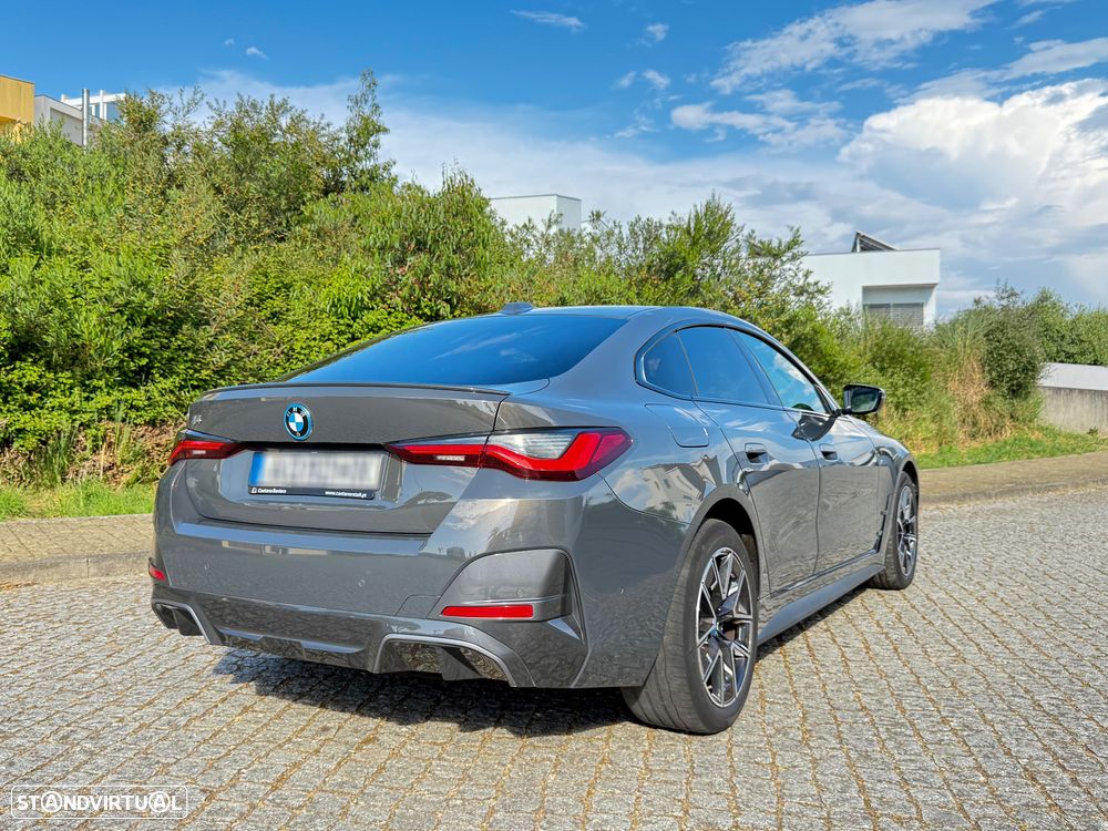 BMW i4 eDrive40 Pack Desportivo M - 8