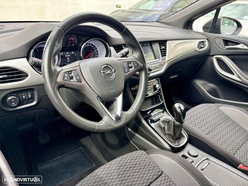 Opel Astra Sports Tourer 1.2 T GS Line S/S - 45