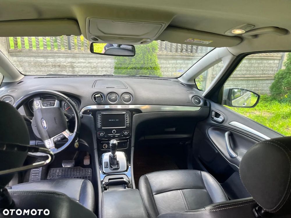 Ford S-Max - 9
