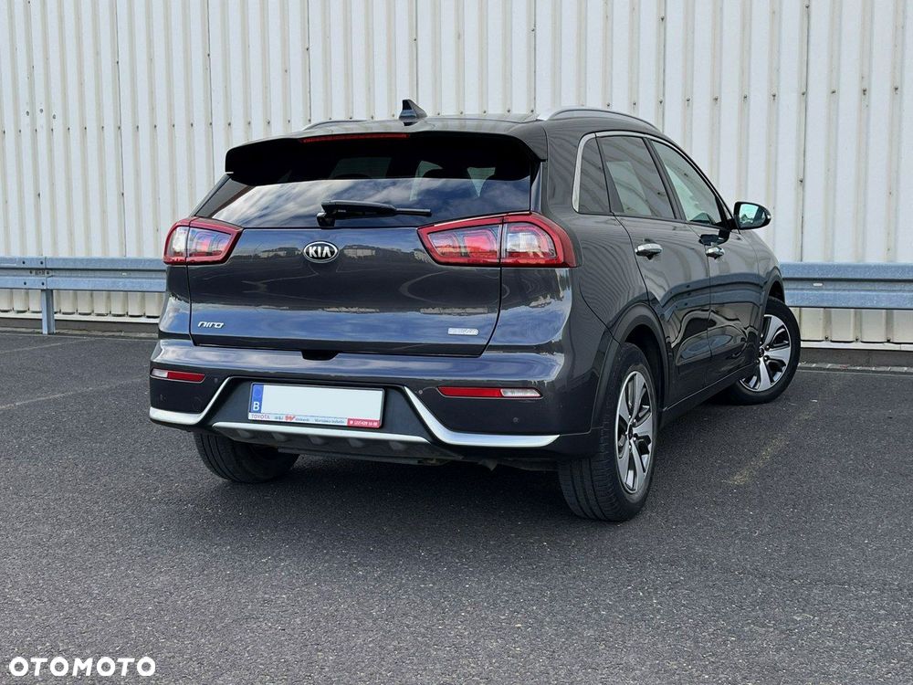 Kia Niro 1.6 GDI Hybrid L Business Line - 10