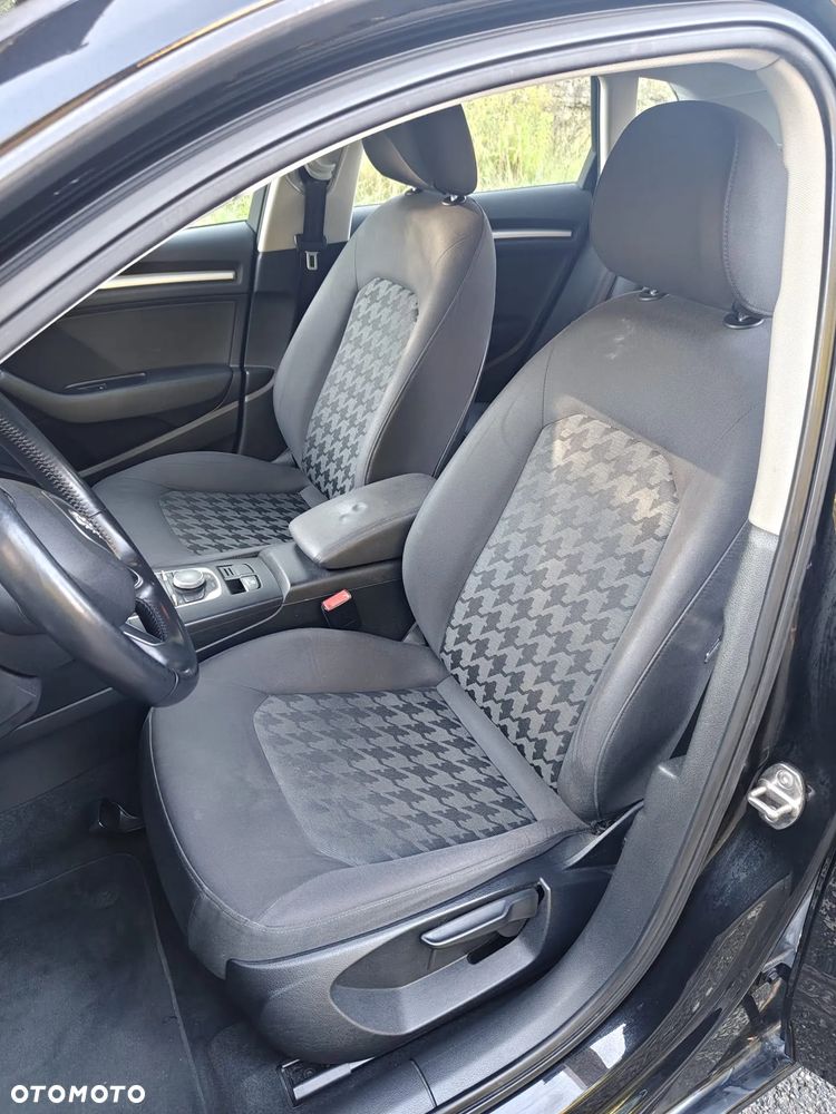 Audi A3 Sportback 1.6 TDI Attraction - 11