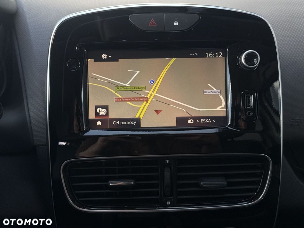 Renault Clio - 21