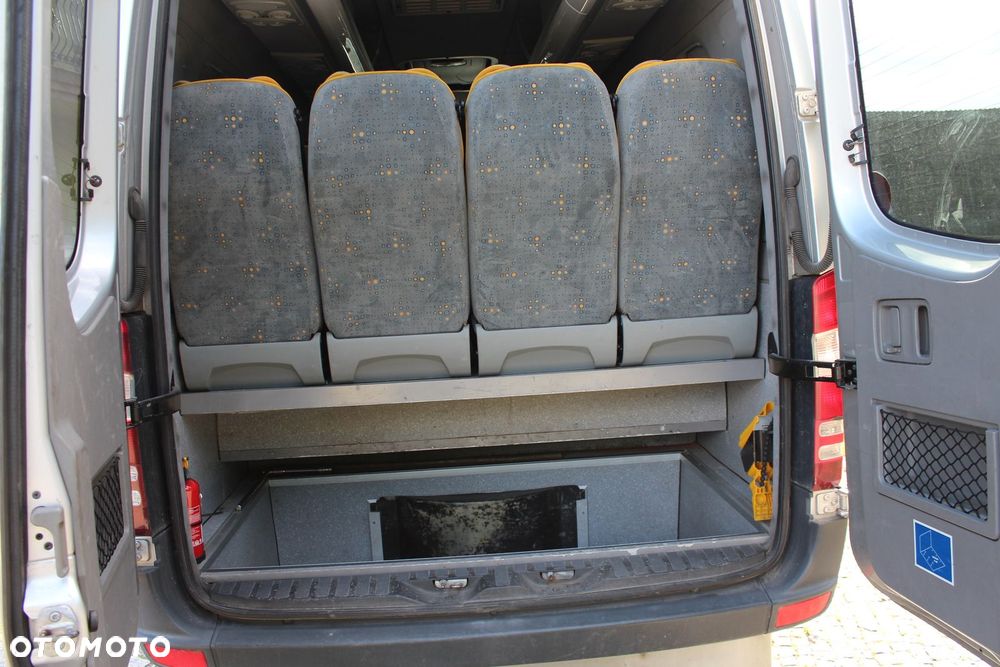 Mercedes-Benz Sprinter 519 - 8