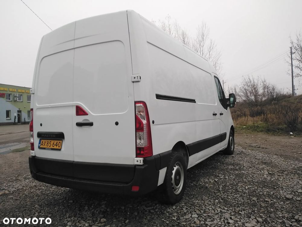 Renault Master - 24