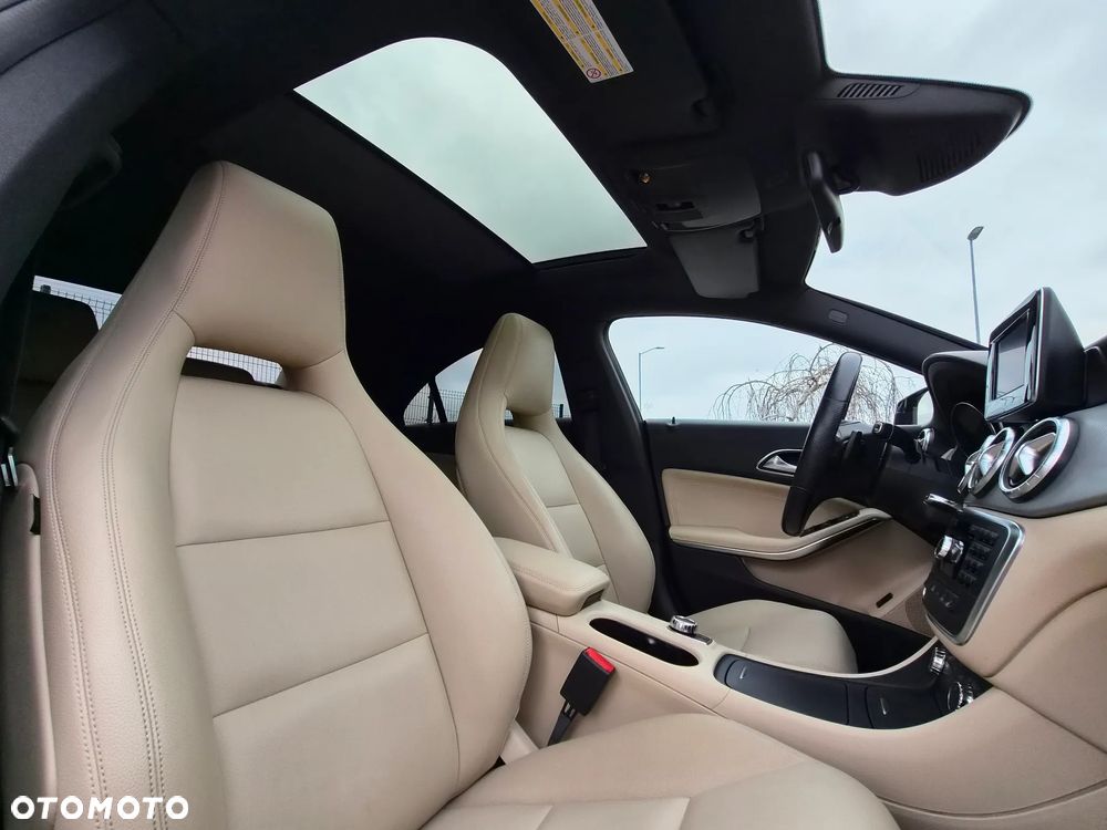Mercedes-Benz CLA - 2
