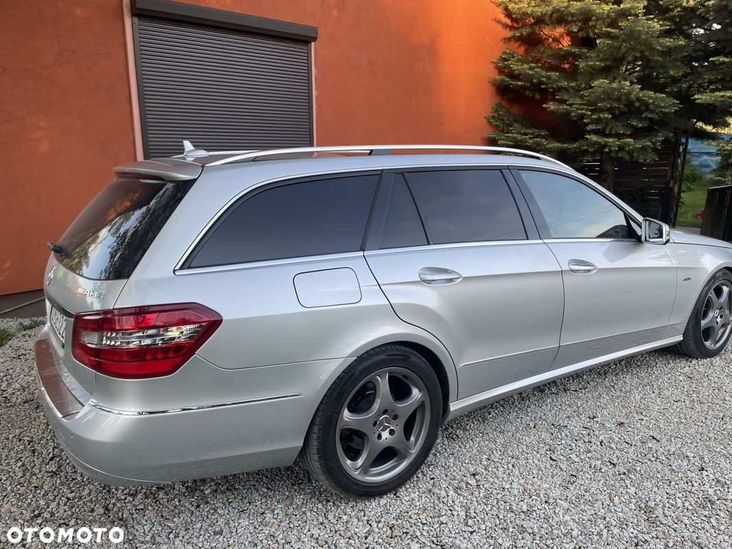 Mercedes-Benz Klasa E 200 T CDI DPF BlueEFFICIENCY Automatik Avantgarde - 8