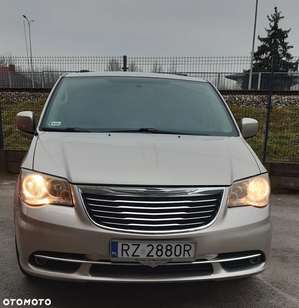 Chrysler Town & Country 3.6 Touring - 30