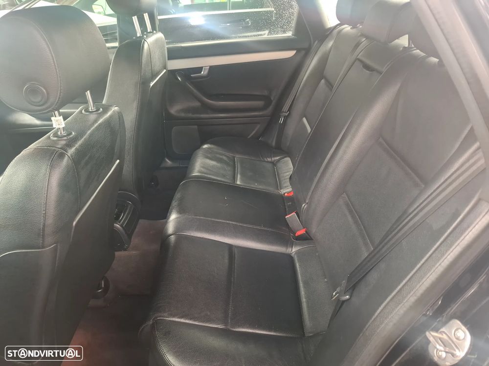 Audi A4 1.9 TDI m6 S-Line - 7