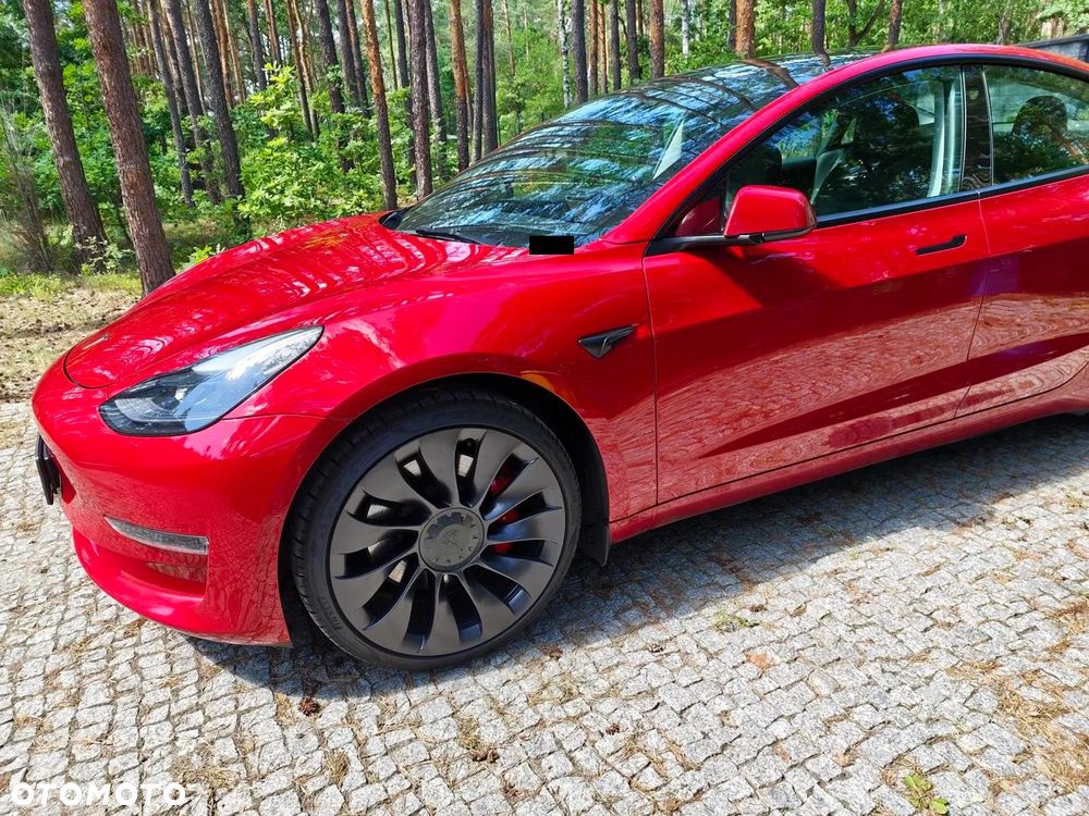 Tesla Model 3 - 12