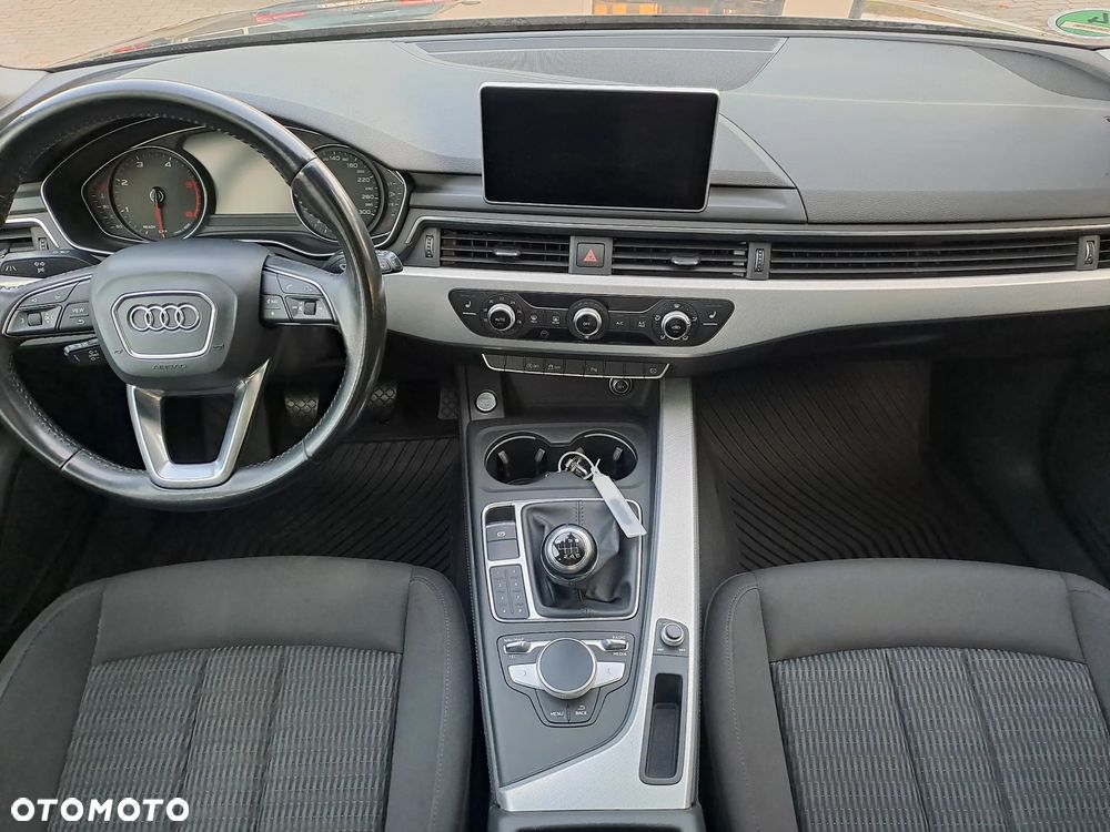 Audi A4 Avant 2.0 TDI - 14