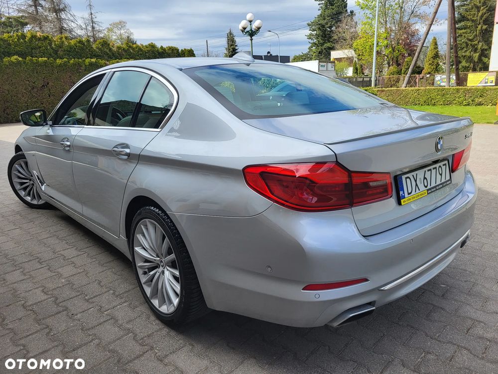 BMW Seria 5 540i xDrive Luxury Line - 3
