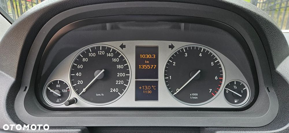 Mercedes-Benz Klasa B 180 BlueEFFICIENCY EU5 - 24