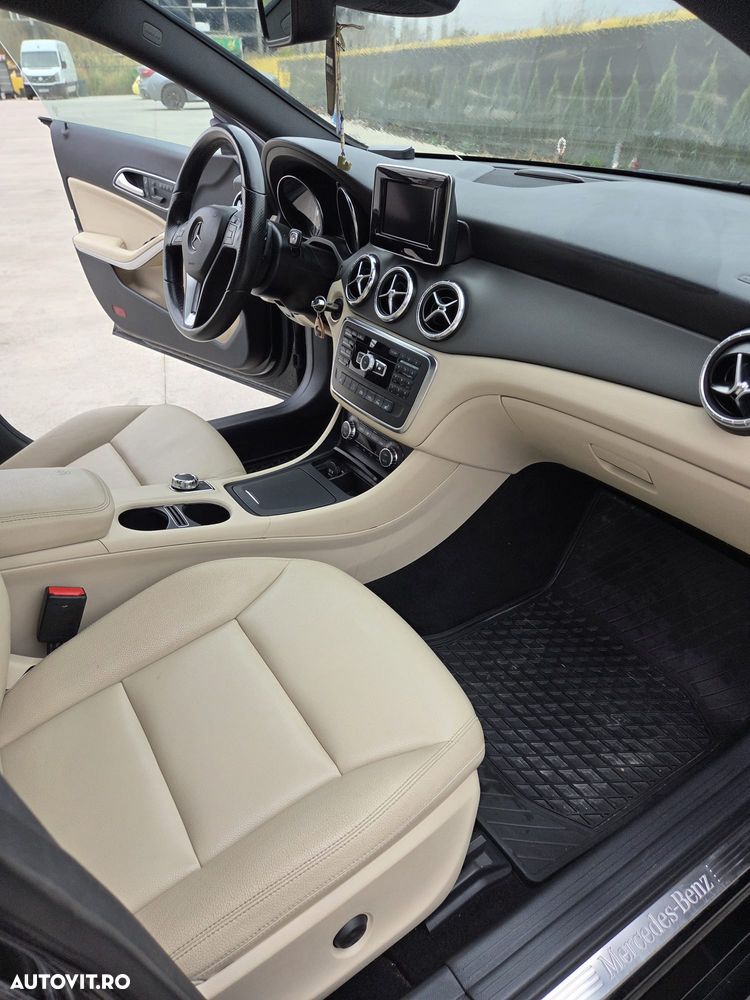 Mercedes-Benz CLA ver-220-cdi-aut- - 9