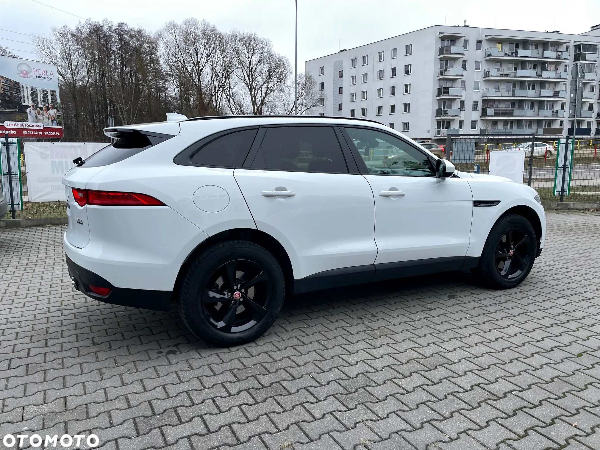 Jaguar F-Pace 35t AWD Prestige - 13