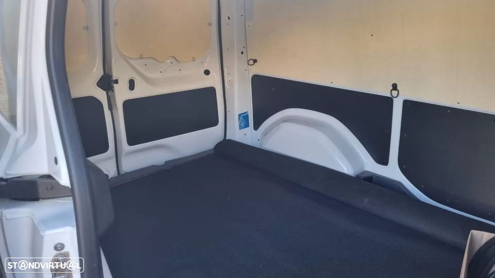 Renault Kangoo E-Tech - 13