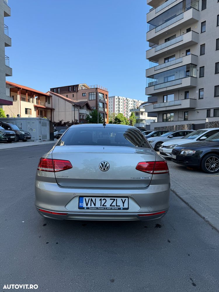 Volkswagen Passat 2.0 TDI DSG Comfortline - 7