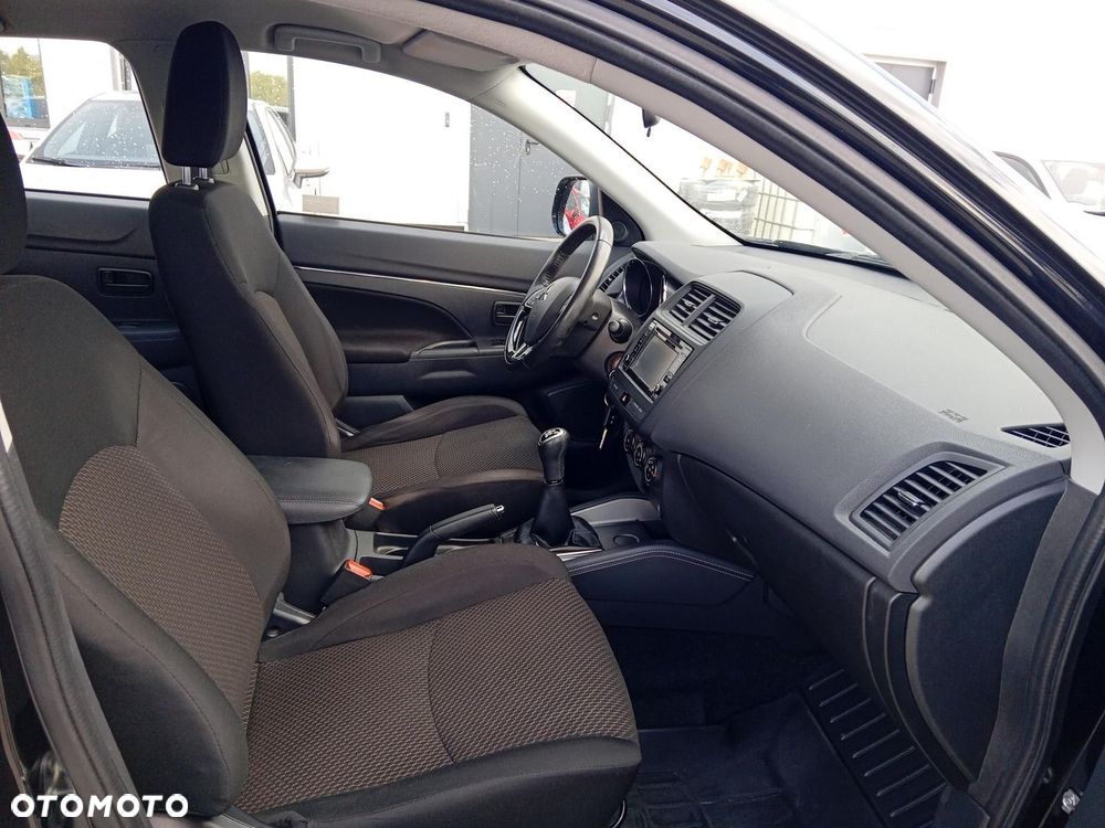 Mitsubishi ASX - 11