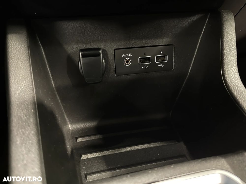 Renault Clio E-TECH 140 BUSINESS EDITION - 24