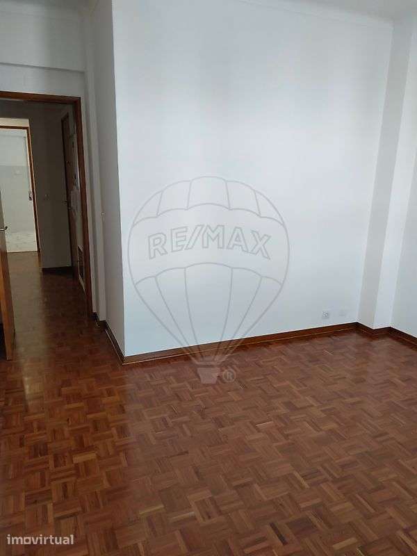 Apartamento T4 para arrendamento - Grande imagem: 5/15