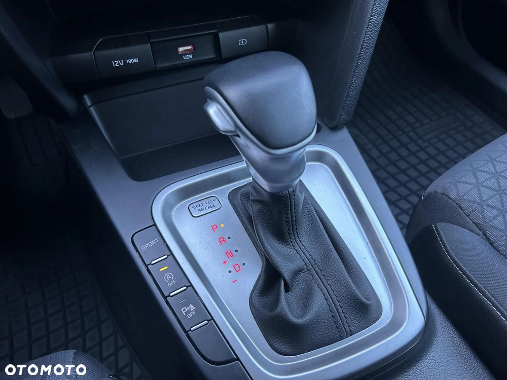 Kia Ceed 1.5 T-GDI M DCT - 25