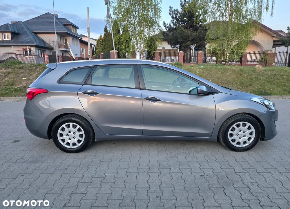 Hyundai i30 1.4 CRDi Comfort - 9