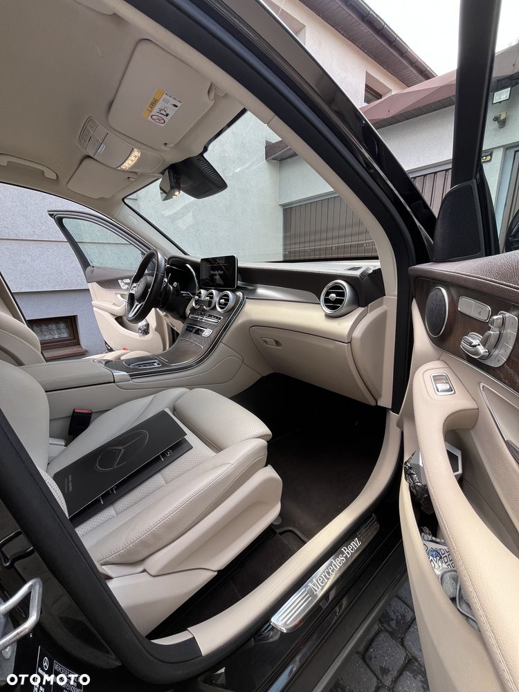 Mercedes-Benz GLC 220 d 4-Matic - 21
