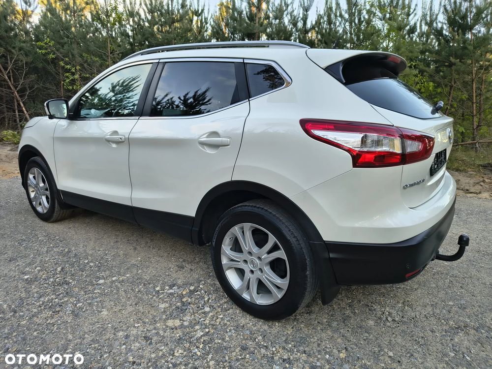 Nissan Qashqai 1.6 DIG-T N-Connecta - 9