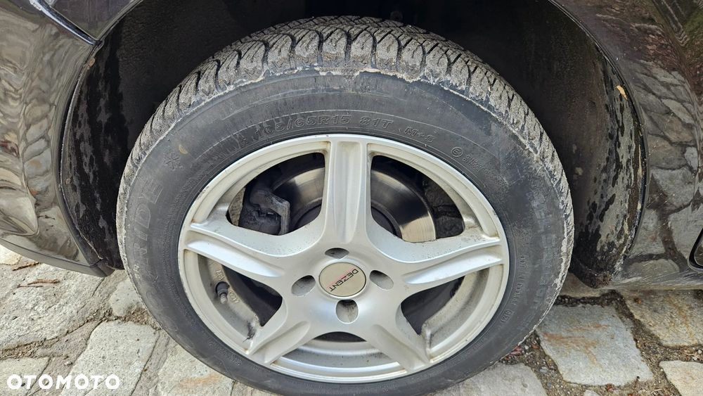 Renault Clio 1.2 16V 75 Dynamique - 15