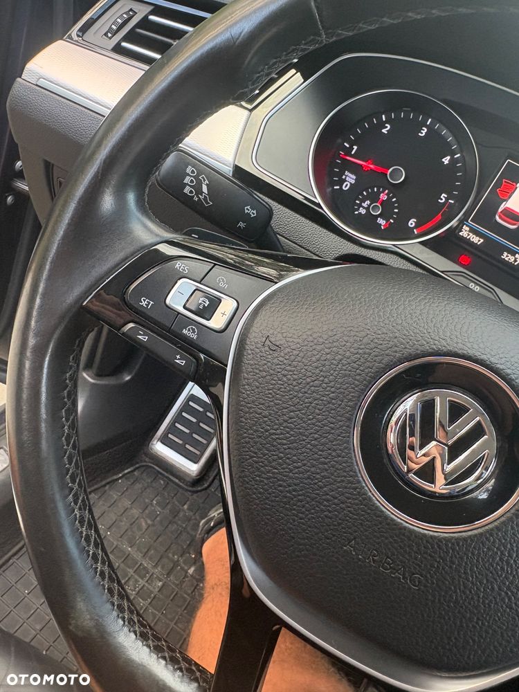Volkswagen Passat Alltrack - 22