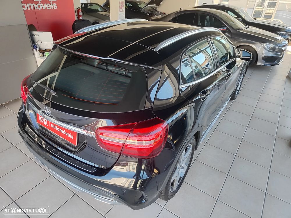 Mercedes-Benz GLA 200 d 7G-DCT AMG Line - 13