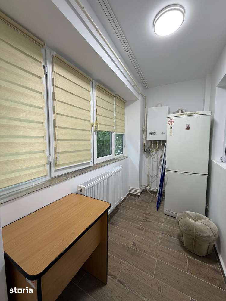 Vanzare apartament 1 camera, in Galati, Sid-Vest, etaj 1, renovat — fotografia 3