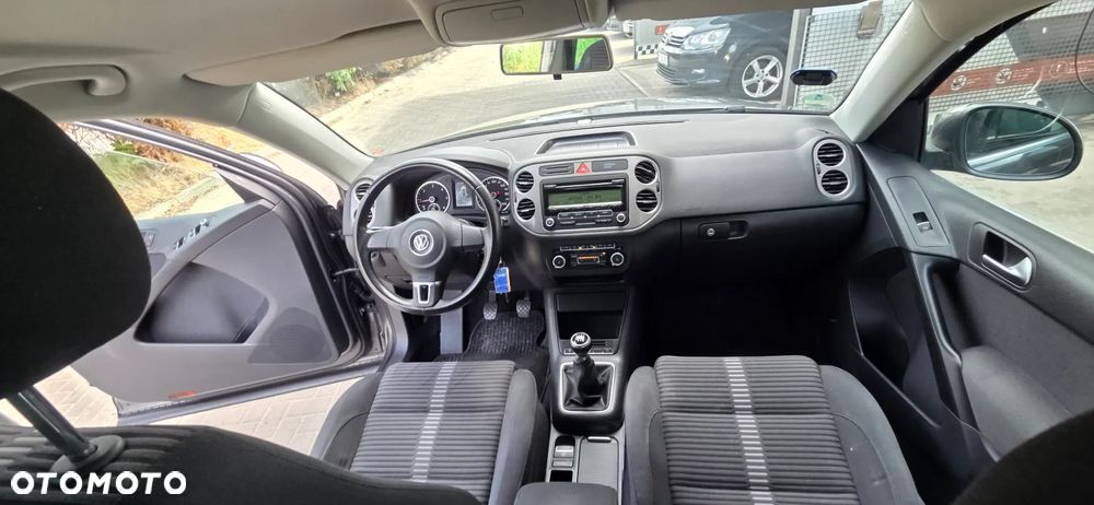 Volkswagen Tiguan 2.0 TDI DPF BlueMotion Technology Exclusive - 31