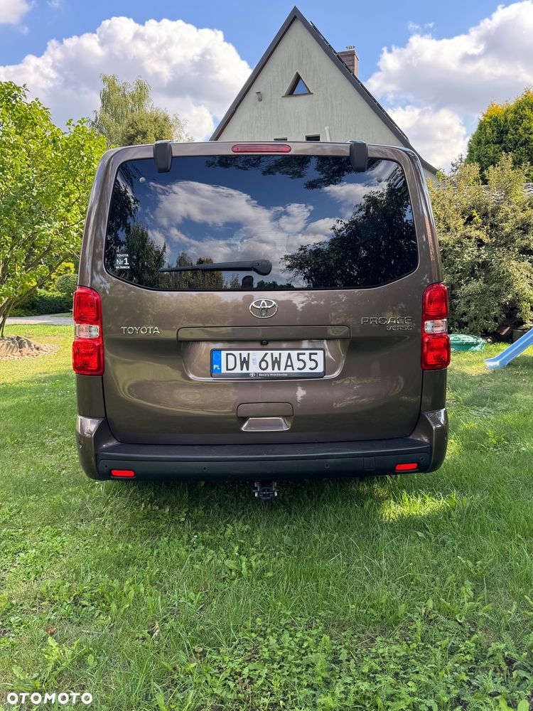 Toyota ProAce Kombi D-4D Long 2,8t - 5