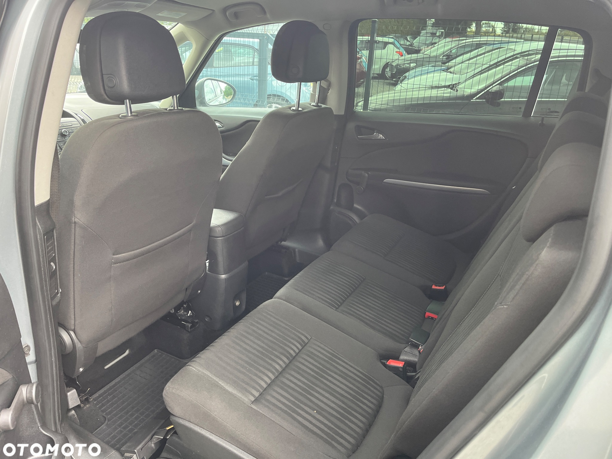 Opel Zafira 2.0 CDTI Enjoy - 26