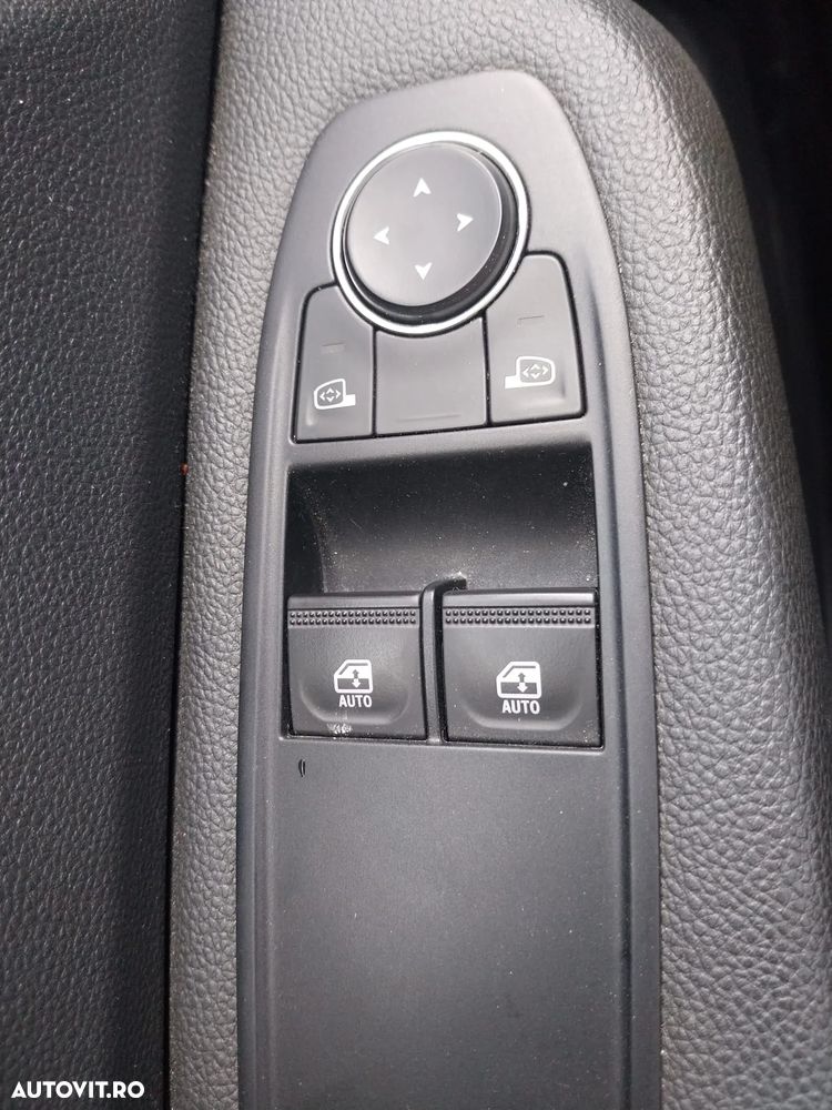 Renault Clio SCe 65 LIFE - 8