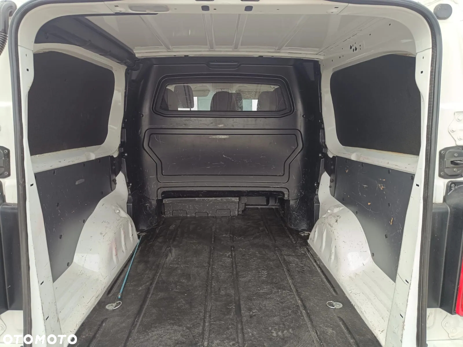 Opel Vivaro Kombi 2.0 CDTI Extra Long 2,8t Enjoy - 9