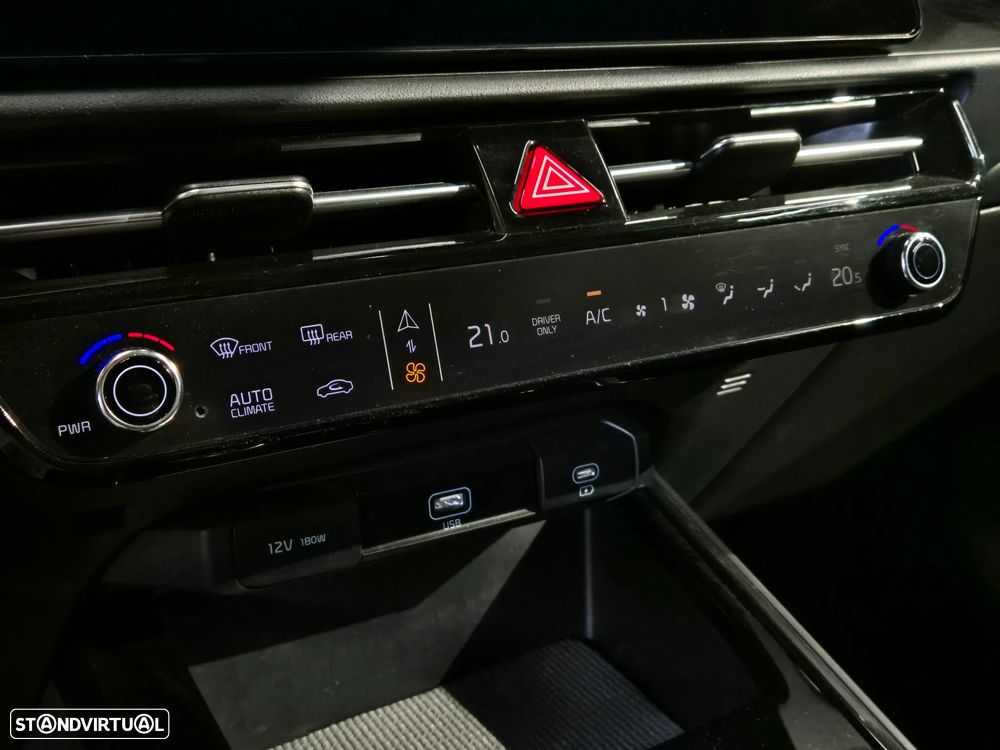 Kia Niro EV 64kWh Drive - 33