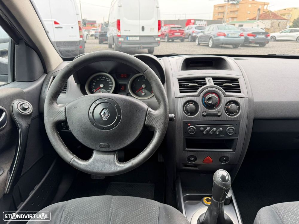Renault Mégane Break 1.5 dCi C Authentique - 8