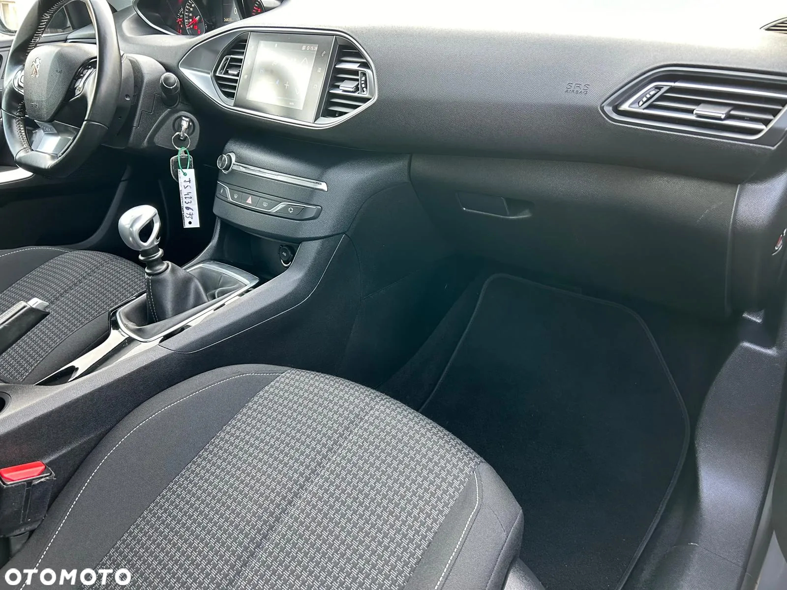 Peugeot 308 1.5 BlueHDi Allure S&S - 20
