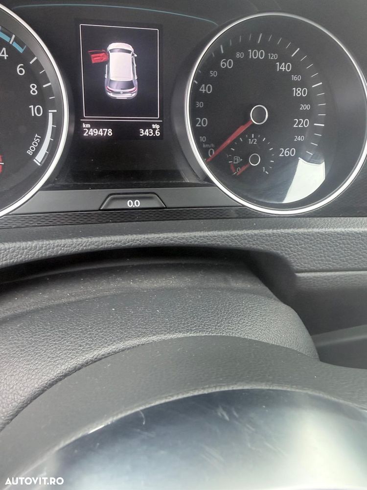 Volkswagen Golf Standard - 21