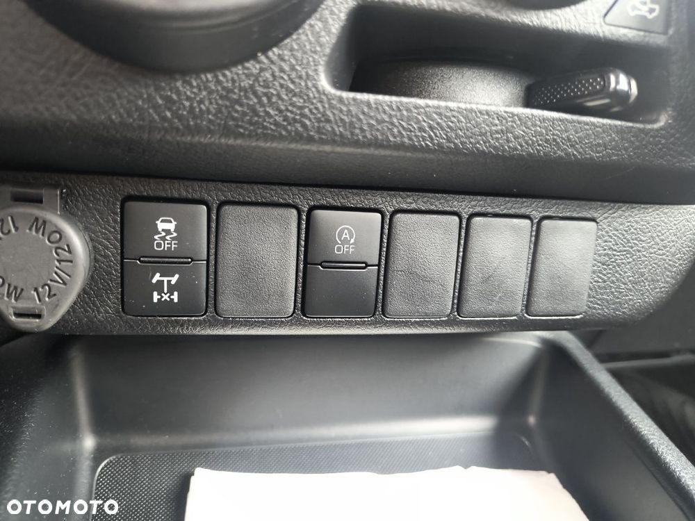 Toyota Hilux 2.4 D-4D Double Cab DL 4x4 - 28