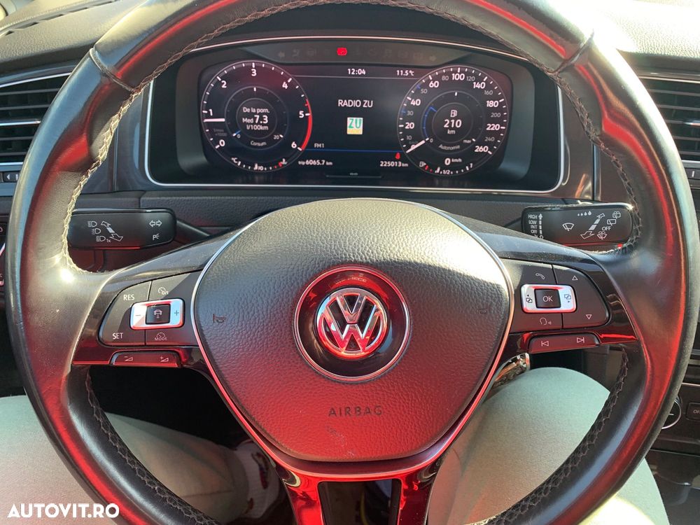 Volkswagen Golf 1.6 TDI Comfortline - 9