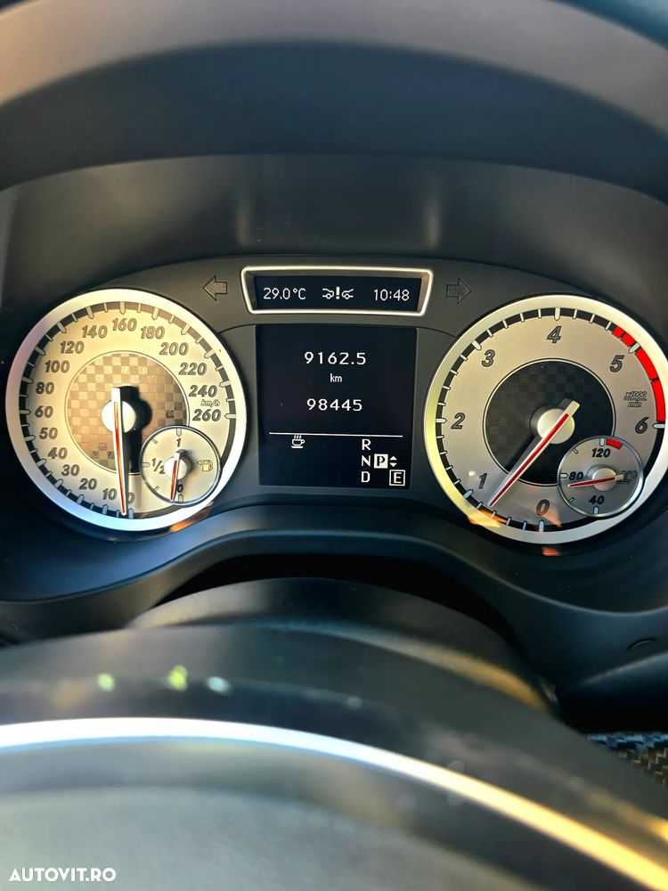 Mercedes-Benz A 200 CDI 7G-DCT AMG Line - 10