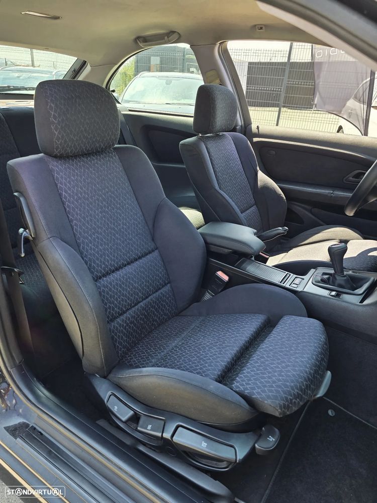 BMW 320 d Sport Edition - 8