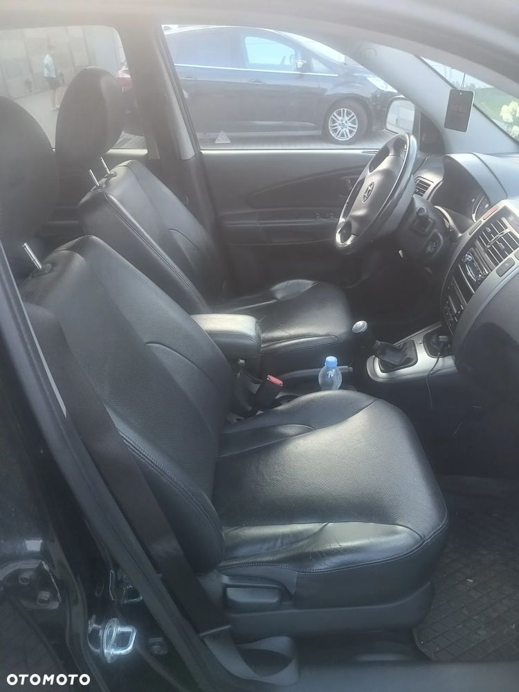 Hyundai Tucson 2.0 Comfort 2WD - 6