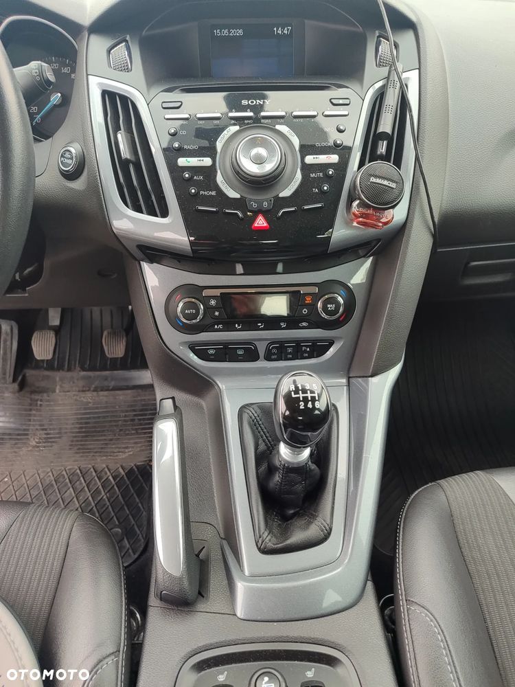 Ford Focus 1.6 EcoBoost Trend Sport - 25