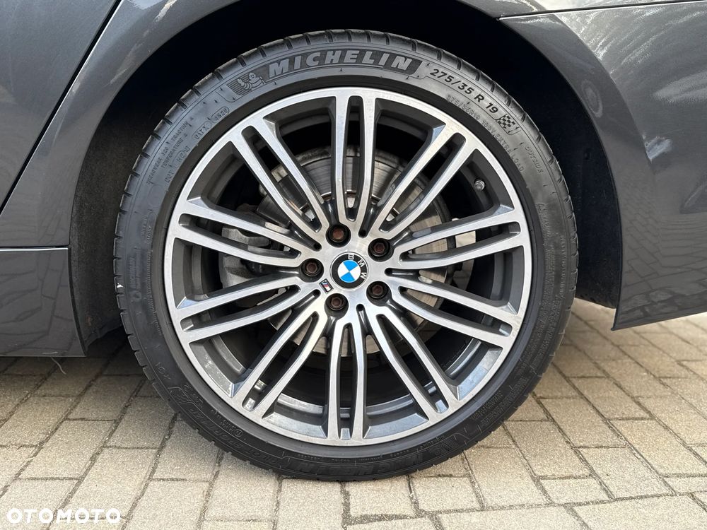 BMW Seria 5 520d xDrive M Sport sport - 29